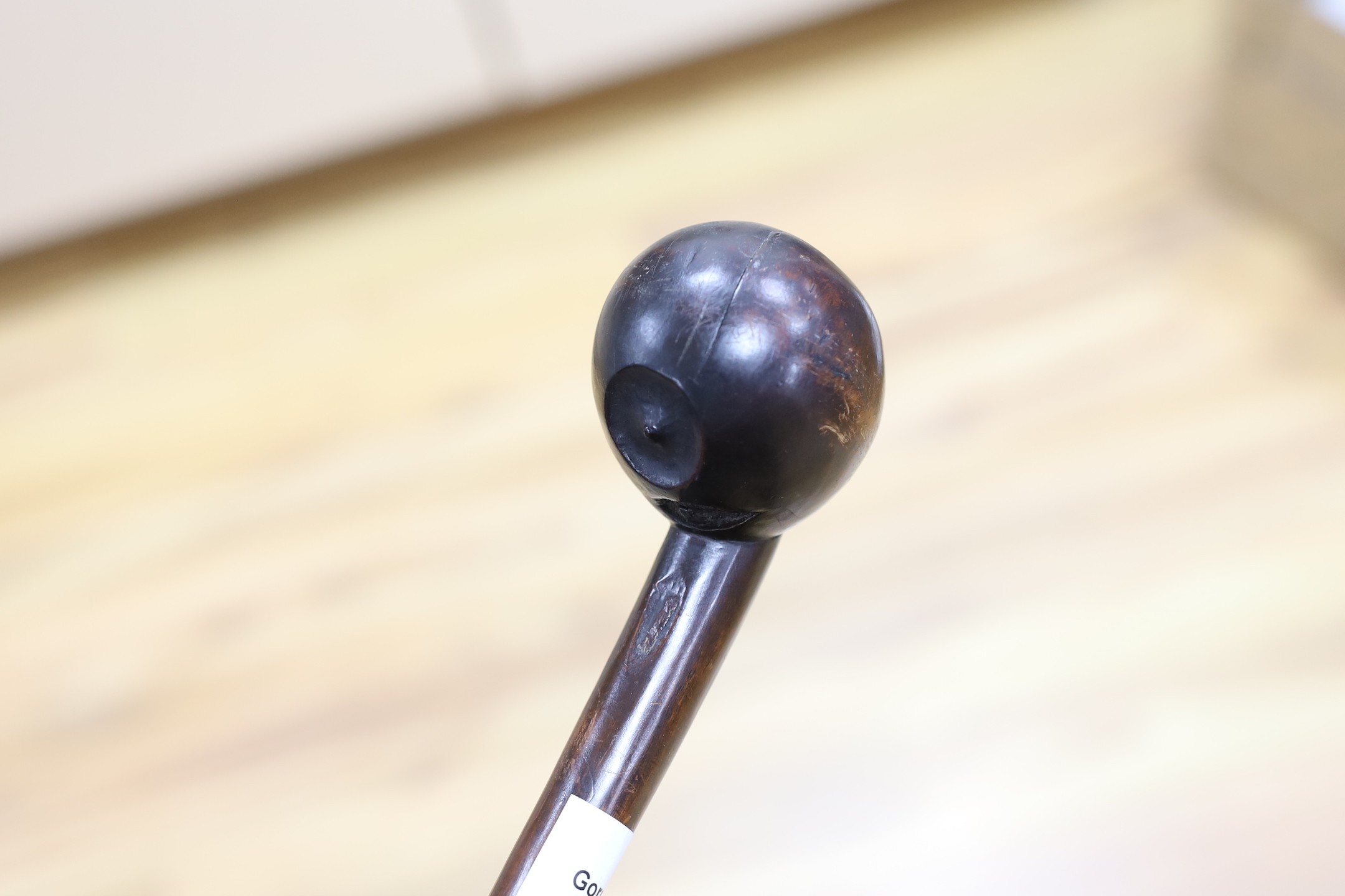An African Knobkerrie/throwing club 70cm